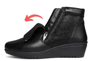 Image showing twin zip boots 